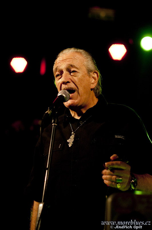 CHARLIE MUSSELWHITE_08