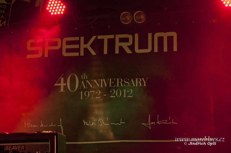 Spektrum_40