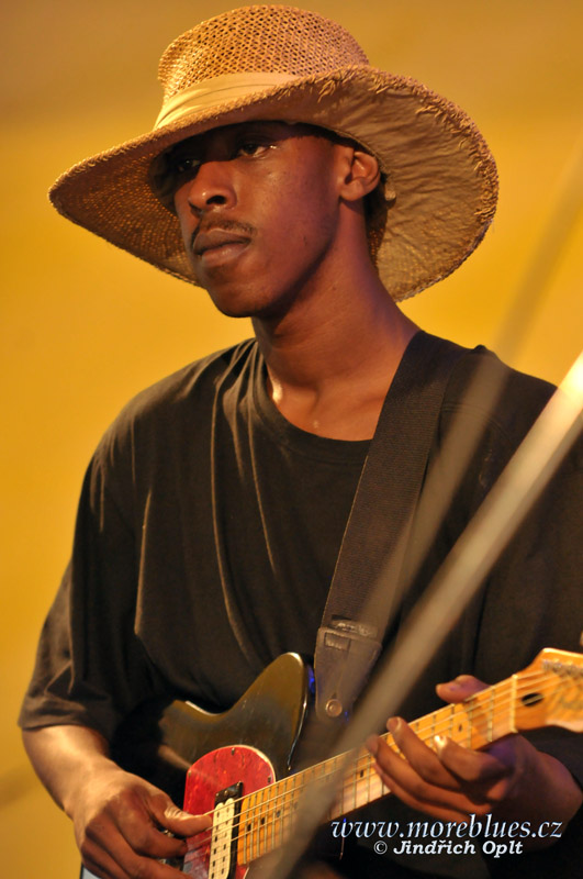 Cedric Burnside Project_33