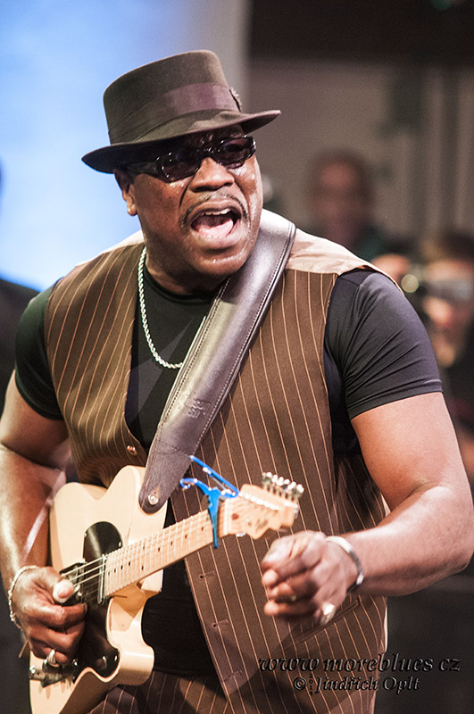 BIG BILL MORGANFIELD_13