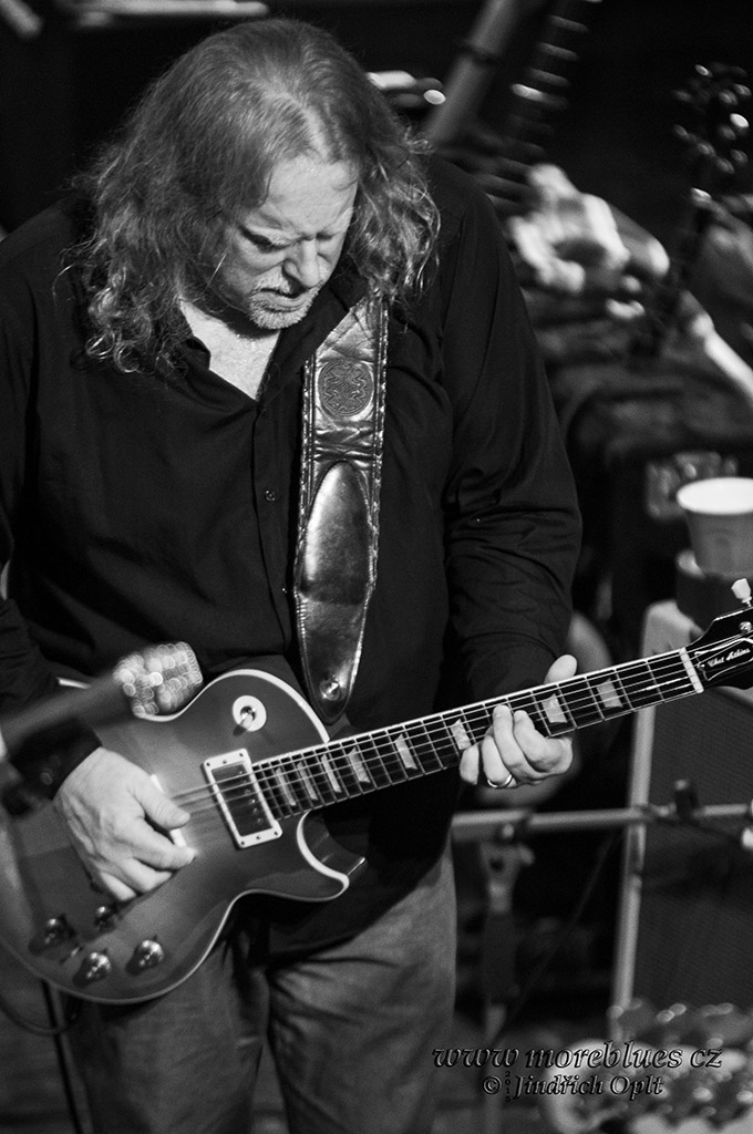 WARREN HAYNES_082