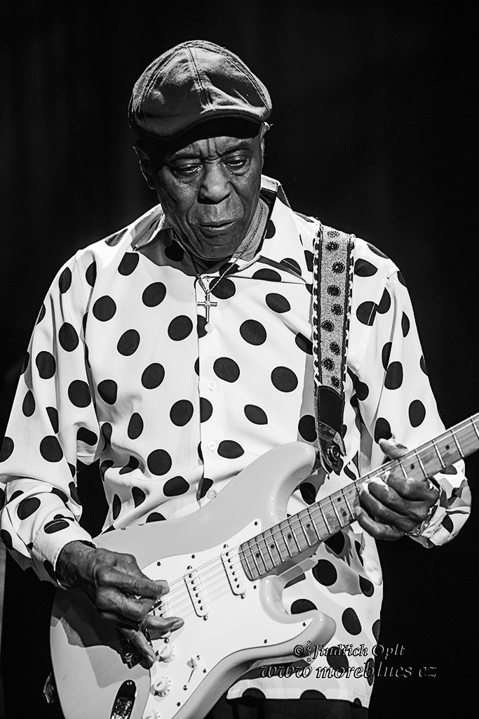 BUDDY GUY_48