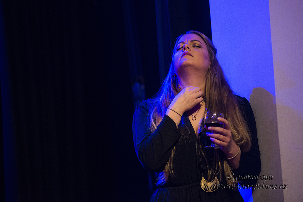 JO HARMAN_52