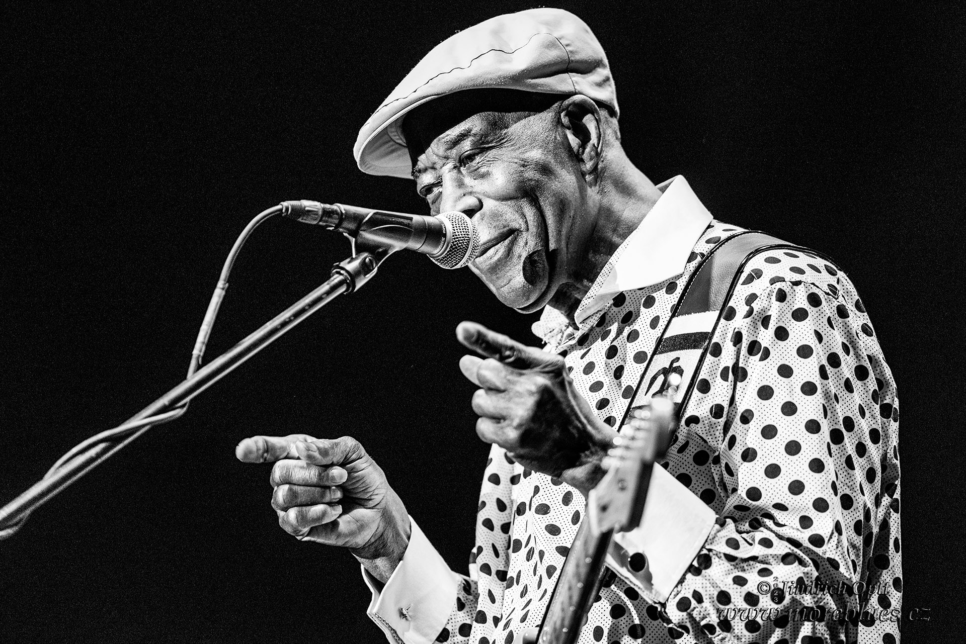 BUDDY GUY_100