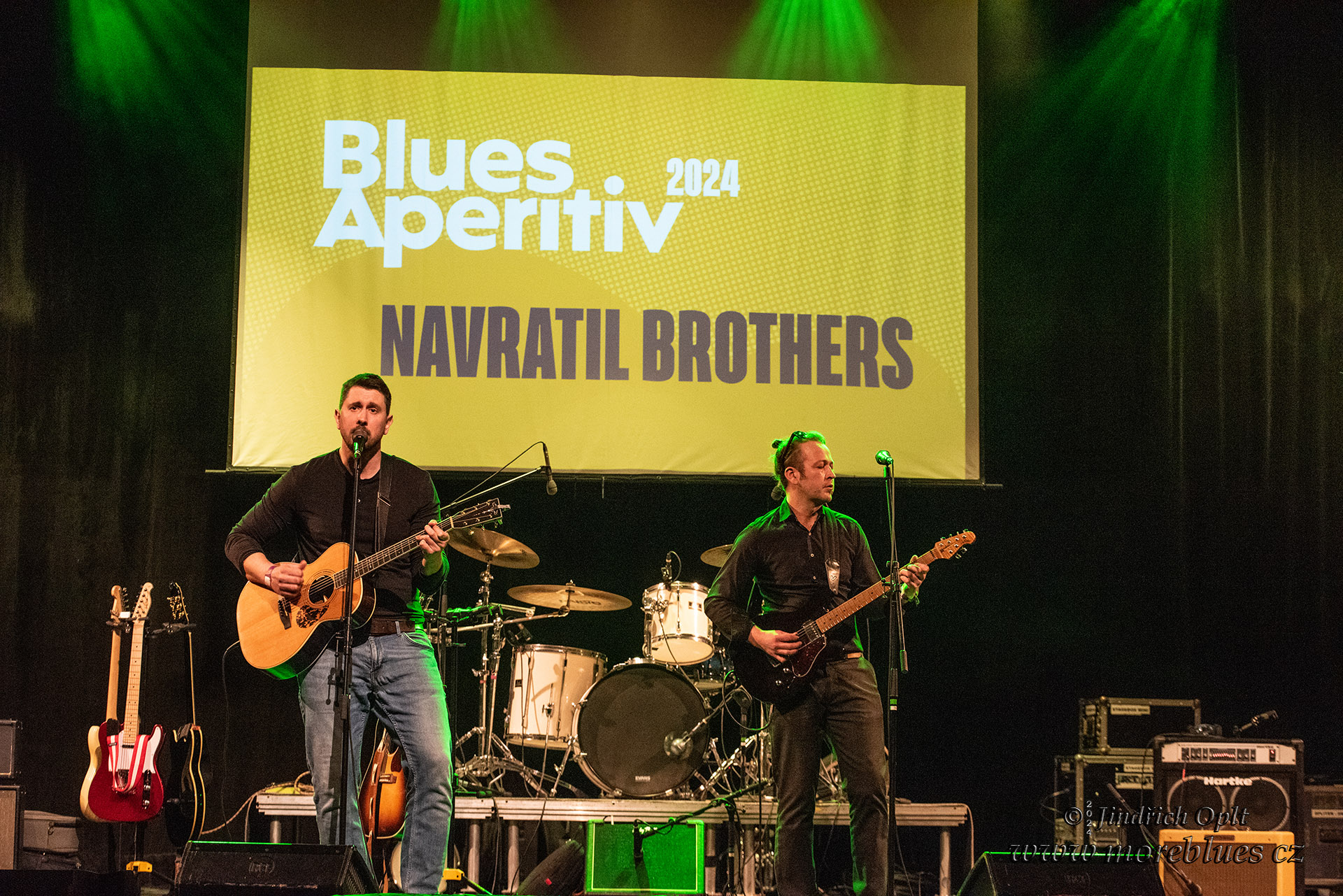 NAVRATIL BROTHERS_24