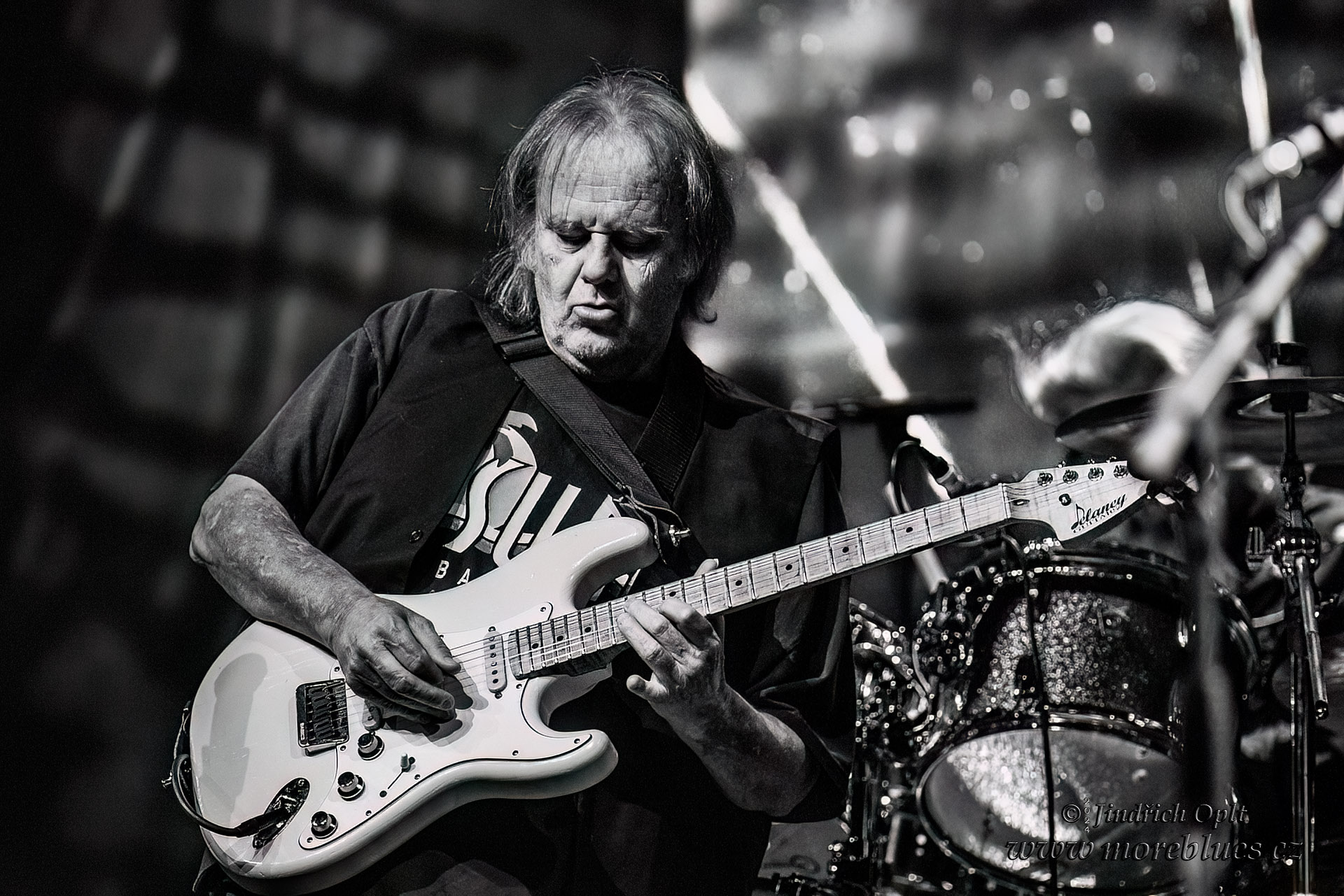 WALTER TROUT_040