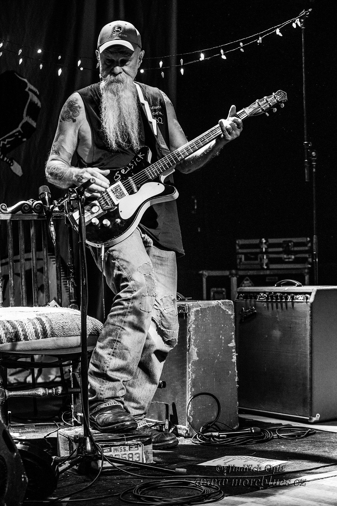 SEASICK STEVE_079