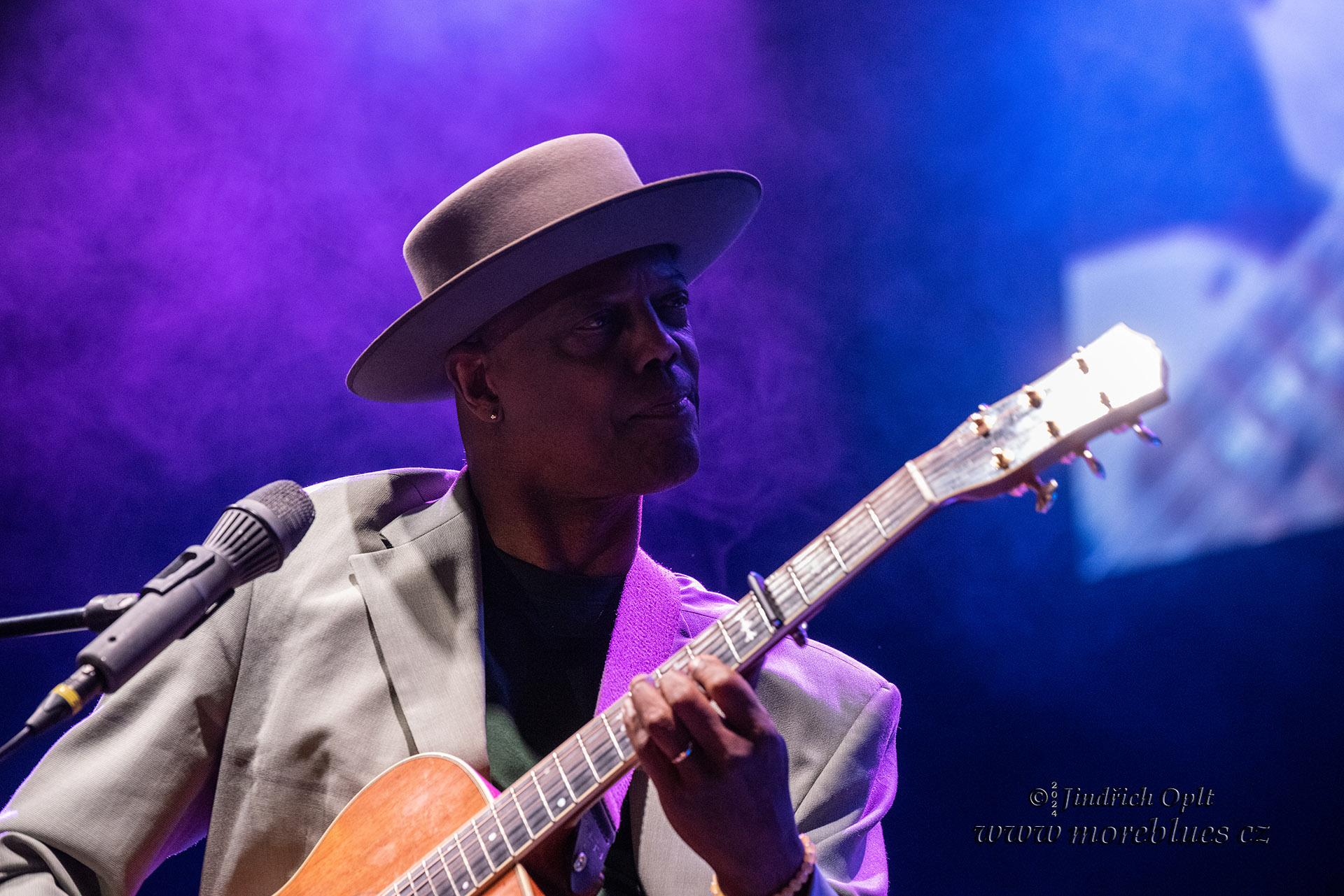 ERIC BIBB_48