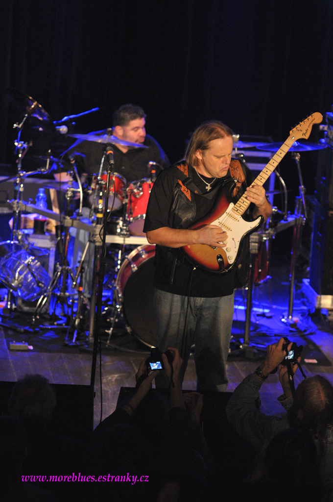 WALTER TROUT_61.jpg